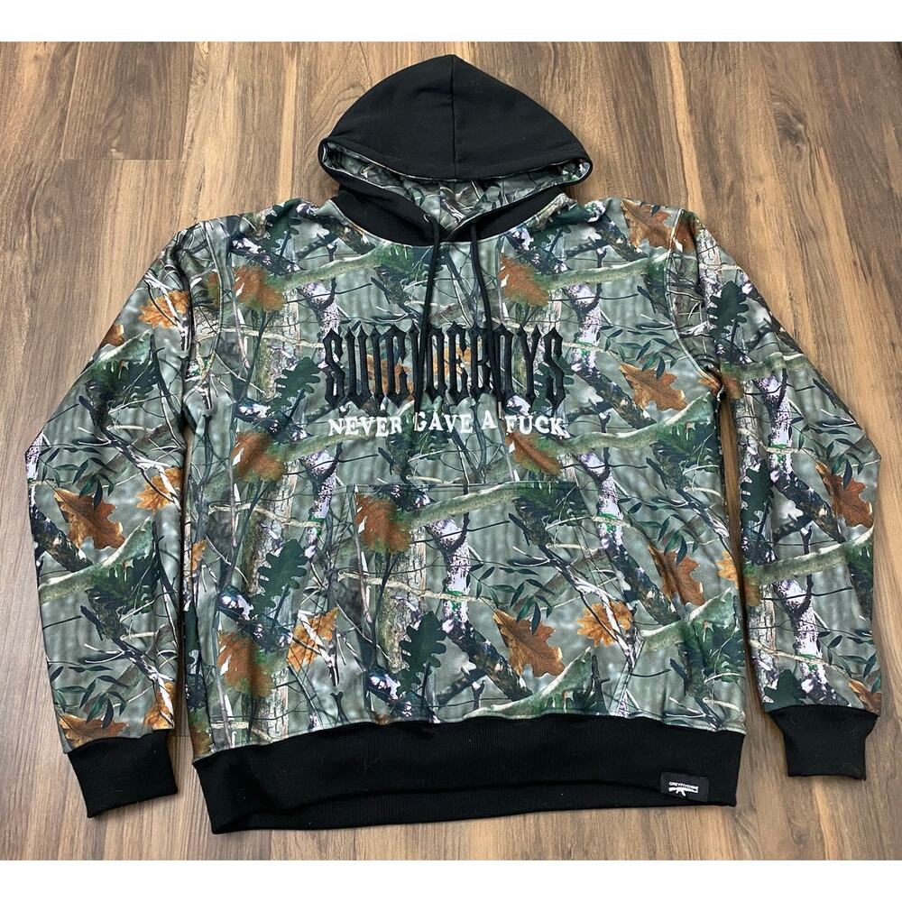 G59 Records Suicide Boys spell-out stitched camo graphic pullover hoodie, L
